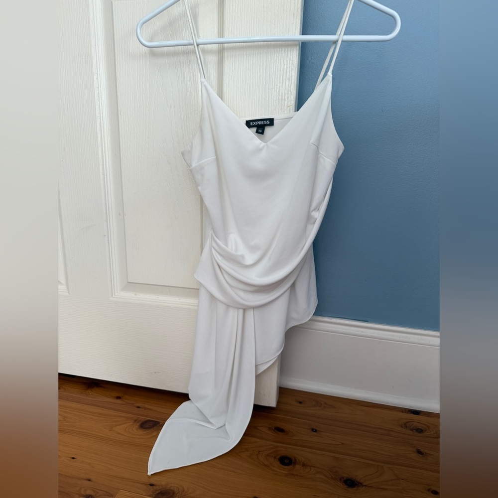 Express XXS asymmetrical tank white